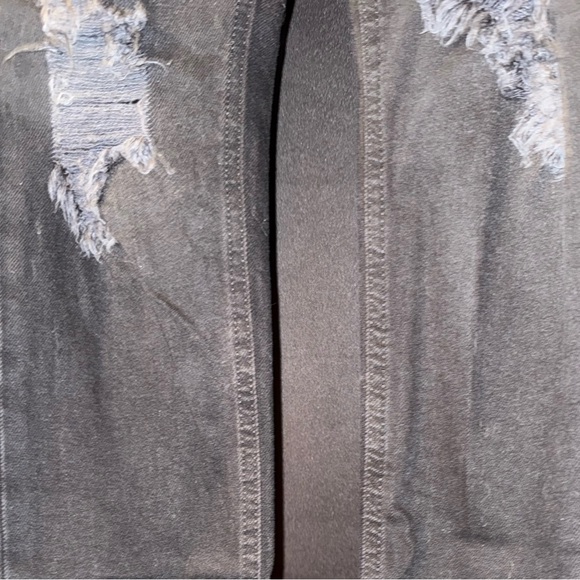 Forever 21 Denim Skinny Jeans - Picture 2 of 16